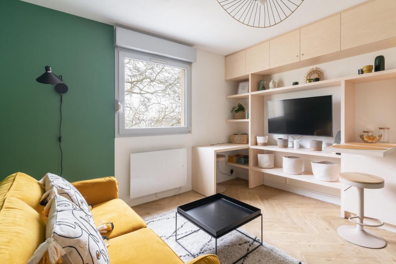 נאנט Studio Refait A Neuf Avec Parking En Bord De Loire מראה חיצוני תמונה