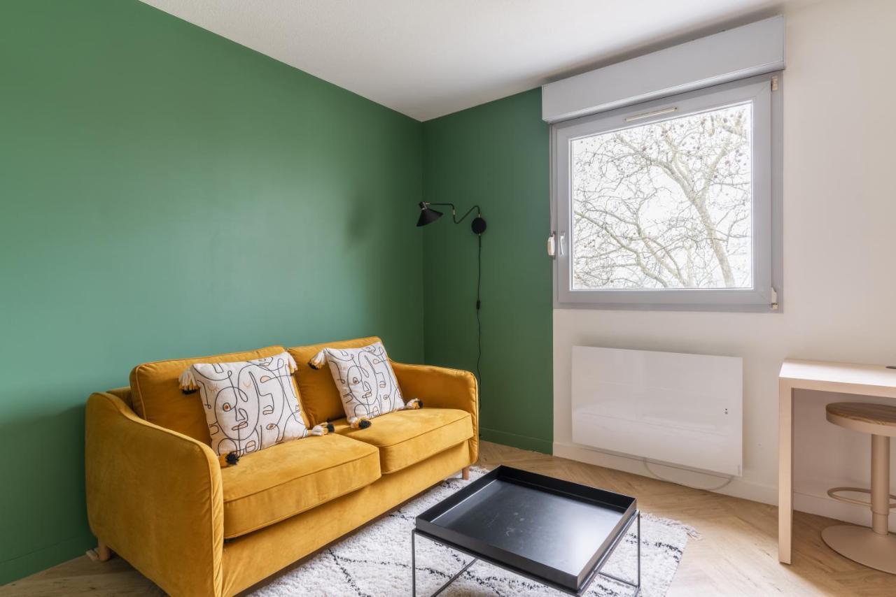 נאנט Studio Refait A Neuf Avec Parking En Bord De Loire מראה חיצוני תמונה